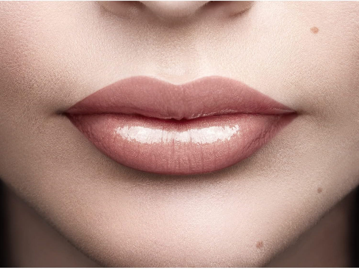 L'Oreal Color Riche Shine Lipstick 658 Topless