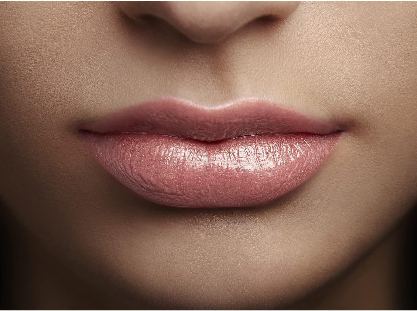 L'Oreal Color Riche Shine Lipstick 658 Topless